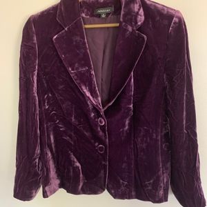 Purple velvet Atelier blazer in perfect condition.